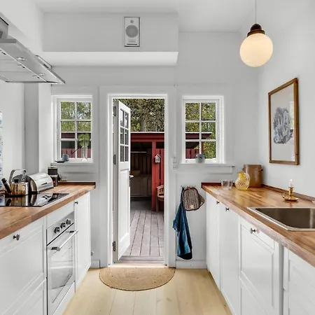 Awesome In With Wifi Holiday home